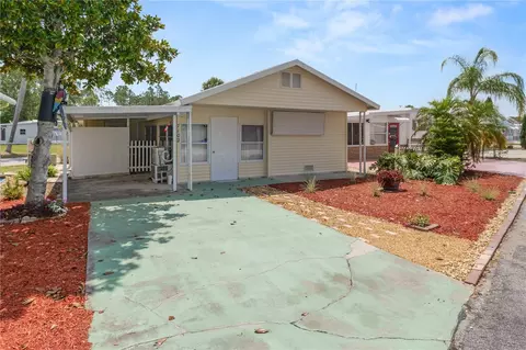 7102 Fairview Village Cir, Winter Haven, FL 33881
