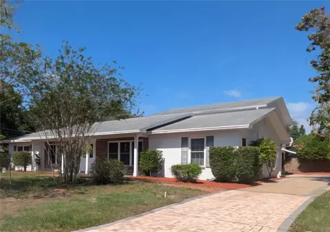 16 Golfview Cir NE, Winter Haven, FL 33881
