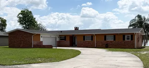 1208 W Lake Buckeye Dr, Winter Haven, FL 33881