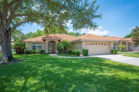 188 Morning Dew Ct, Winter Haven, FL 33884