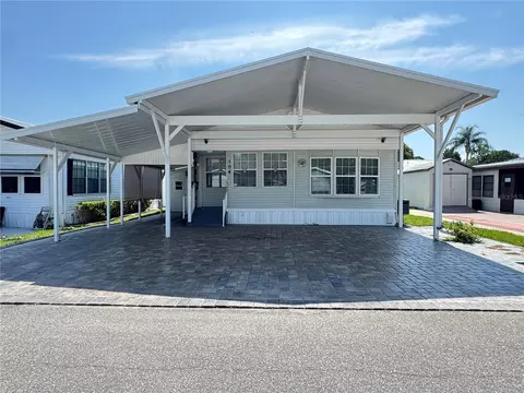 104 Citrus Ridge Dr, Davenport, FL 33837