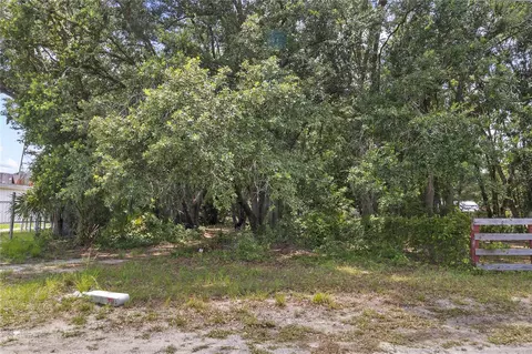 Commonwealth Avenue N, Polk City, FL 33868