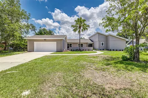 6338 Oak Sq E, Lakeland, FL 33813