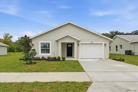 5914 Cormorant Ct, Lakeland, FL 33809