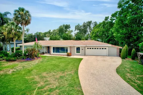 1235 Lake Point Dr, Lakeland, FL 33813