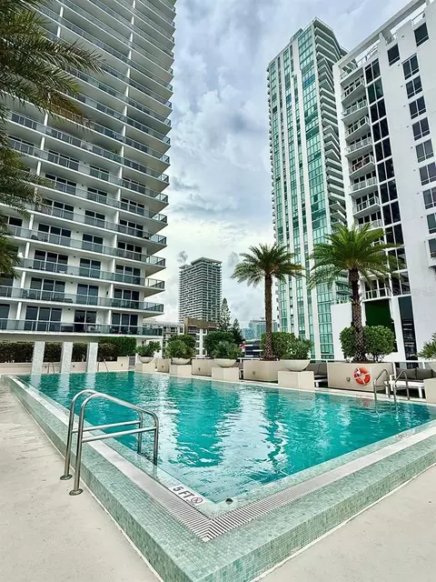 600 NE 27th St #604, Miami, FL 33137