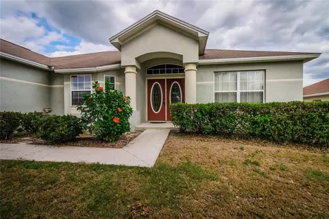 8323 Greystone Dr, Lakeland, FL 33810