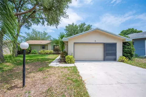 5 Pine Run, Haines City, FL 33844