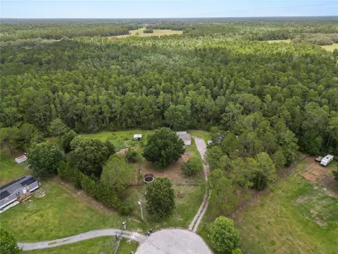 8652 Cross Creek Rd, Polk City, FL 33868