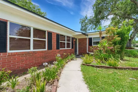 2632 Handley Blvd, Lakeland, FL 33803
