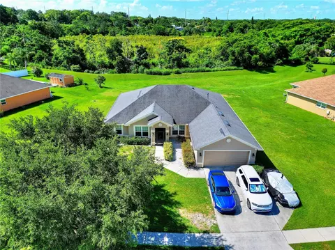 1531 Blue Sky Blvd, Haines City, FL 33844