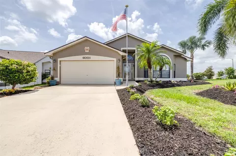 6001 Condor Dr, Lakeland, FL 33809