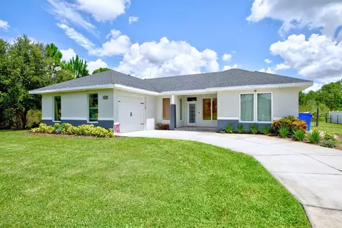 7122 Granada Blvd, Sebring, FL 33872