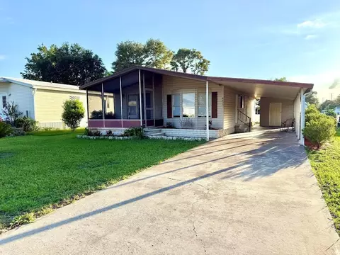 4435 Autumn Palm Dr, Zephyrhills, FL 33542