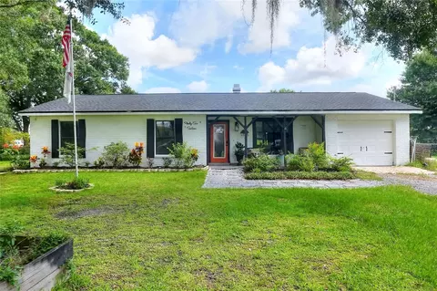 4616 Edwards Rd, Plant City, FL 33567