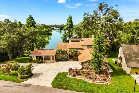 6033 Mountain Lake Dr, Lakeland, FL 33813