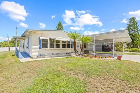1502 Blue Lake Dr, Lakeland, FL 33801