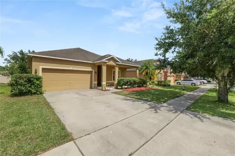 613 Stonehaven Dr, Haines City, FL 33844