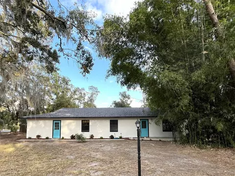 6706 Carriage Ln, Lakeland, FL 33811