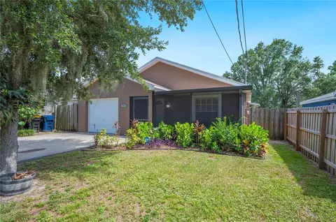 735 Virginia Ave, Auburndale, FL 33823