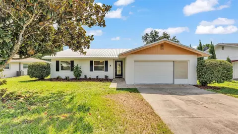 412 Lake Ned Rd, Winter Haven, FL 33884