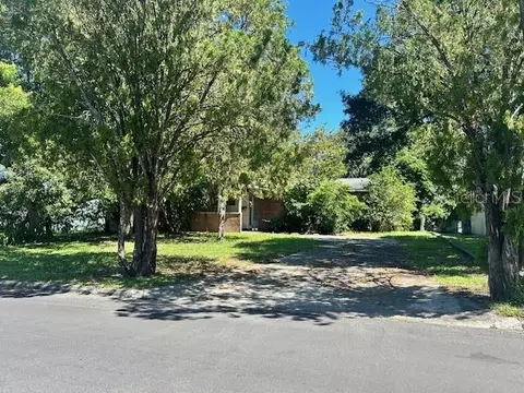 549 Young Pl, Lakeland, FL 33803