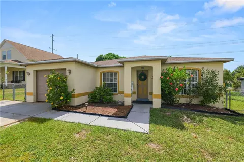 1678 Blossom Cir W, Lakeland, FL 33805
