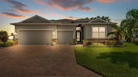 3934 Bedford Ave, Winter Haven, FL 33884