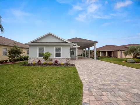 715 Teaberry Trl, Polk City, FL 33868