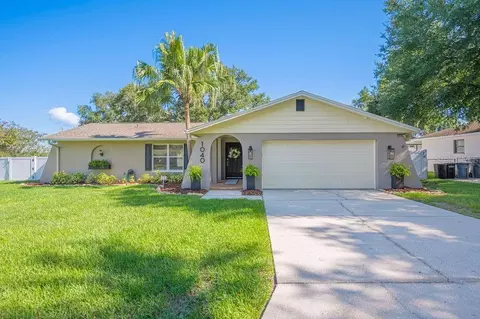 1040 Shadowbrook Dr N, Lakeland, FL 33813