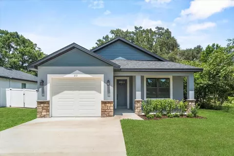213 Cordova Rd, Auburndale, FL 33823