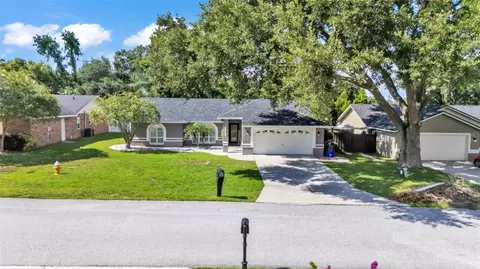 2314 Eastmeadows Ct, Lakeland, FL 33812