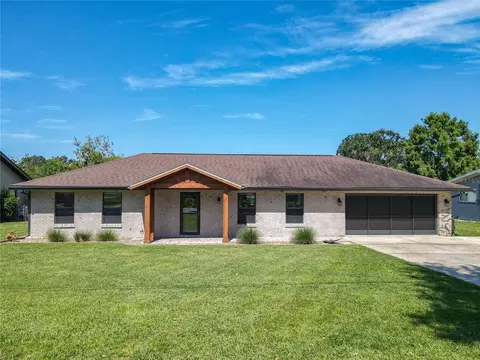4820 Cypress Dr, Lake Wales, FL 33898