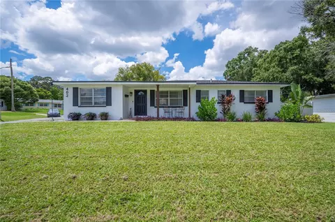 402 Flamingo Dr, Lakeland, FL 33803