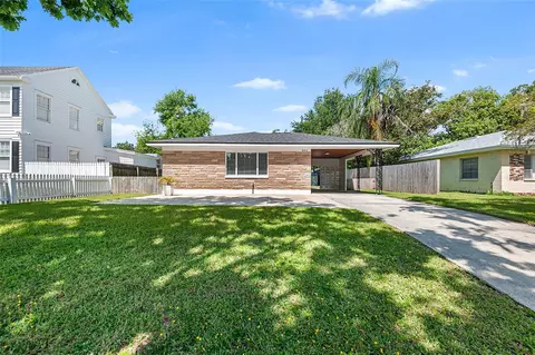 821 Hollingsworth Rd, Lakeland, FL 33801