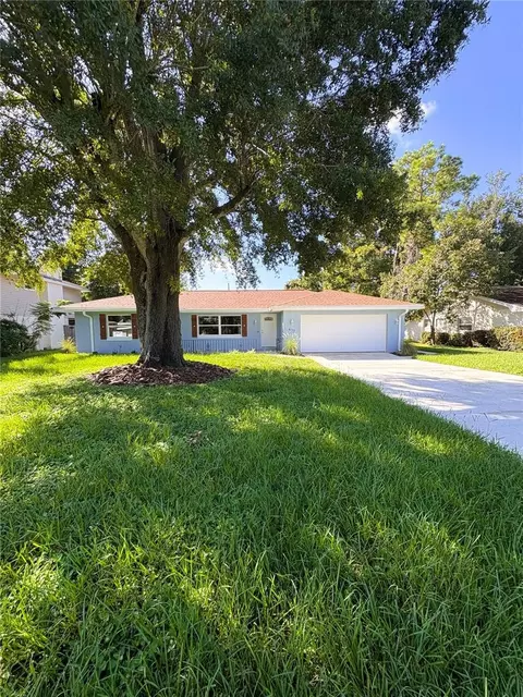 417 Alachua Dr, Winter Haven, FL 33884