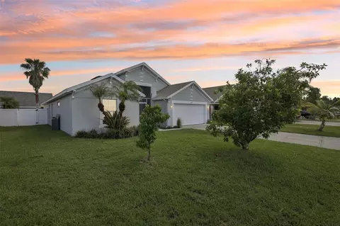 3033 Buckeye Pointe Dr, Winter Haven, FL 33881