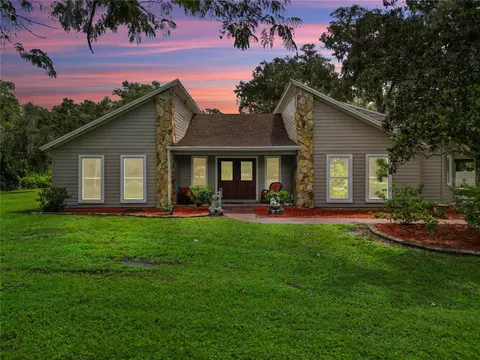 5110 Five Acre Rd, Plant City, FL 33565