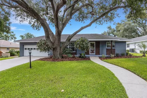 4614 Valley View Dr E, Lakeland, FL 33813