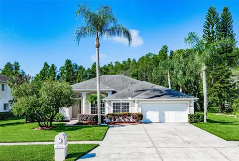 18910 Saint Laurent Dr, Lutz, FL 33558
