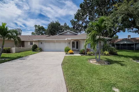 1447 Kingfish Ln, Winter Haven, FL 33884