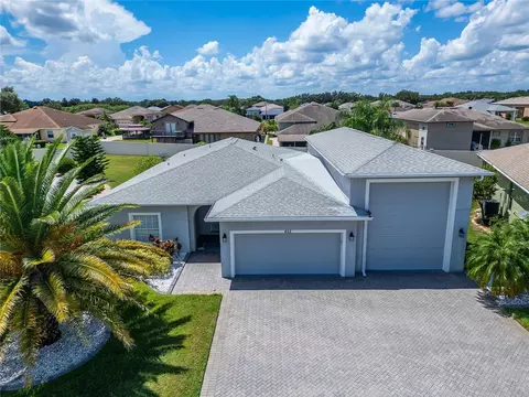 453 Nolane Ln, Polk City, FL 33868