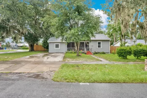 704 E Valencia St, Lakeland, FL 33805