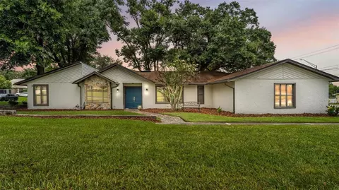 724 Palmore Ct, Lakeland, FL 33813