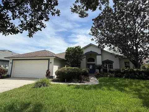 3522 Autumn Glen Dr, Valrico, FL 33596