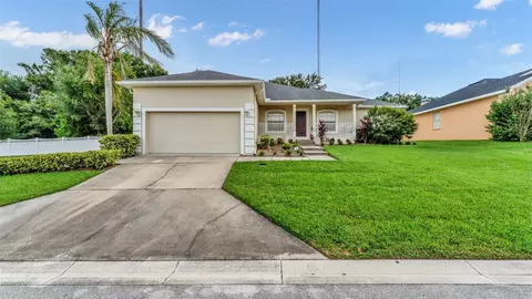 2756 Highlands Creek Dr, Lakeland, FL 33813