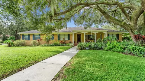 406 Kenilworth Pl, Lakeland, FL 33815