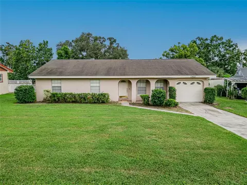 1362 Avenue S NW, Winter Haven, FL 33881