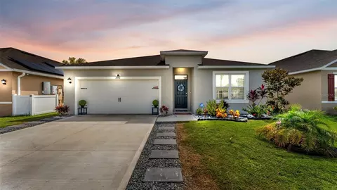 2442 Taloncrest Ct, Eagle Lake, FL 33839