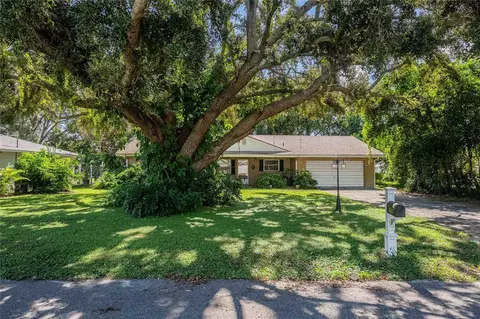104 Pasco Rd SE, Winter Haven, FL 33884
